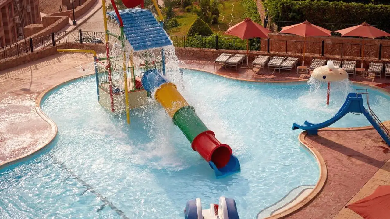 Hotel Coral Sea Beach & Aqua Park - Al Ain Sokhna